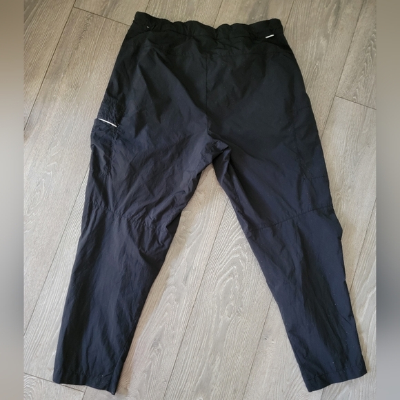 Nike Nylon Pants - Picture 2 of 3